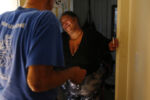In the midst of a relapse, Raquel began to break down after her daughter Estrella refused to listen to her. She leaned on the frame of the doorway and told her heroin supplier, who was staying at her apartment because his didn't haven't any heat, how alone and frustrated she was feeling.
