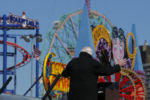 U.S. Democratic presidential candidate and U.S. Senator Bernie Sanders speaks at a campaign rally on the boardwalk in Coney Island, New York April 10, 2016.
